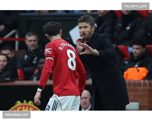 曼联客场完成三十八次解围 防守专注度确保零封胜利